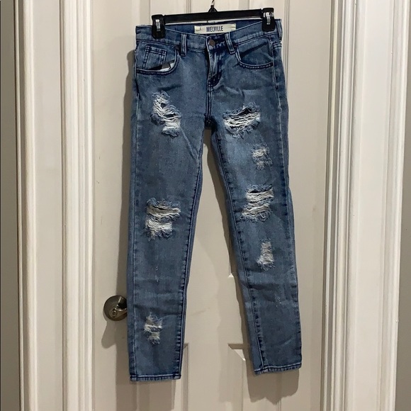 Brandy Melville Denim - Brandy Melville Distressed Boyfriend Jeans